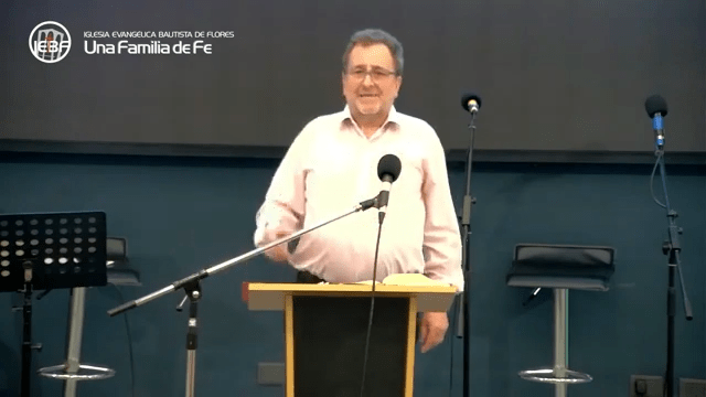 “¿A La Orilla o Nadando?” (por el Pr. Daniel Yelanguezian)